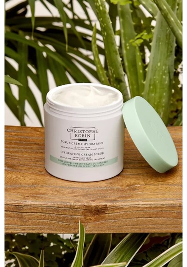 Christophe Robin Nemlendirici Krem Peeling 250ml, %96 Doğal, Hassas Saç Derisi Için