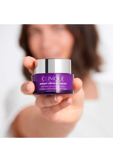 Clinique Smart Clinical Repair   Cilt Bakım Kremi 50 ML