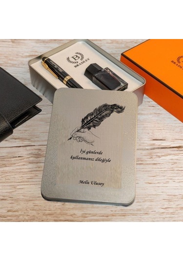 Kişiye Özel Tüy Tasarım Kutulu Siyah Gold Dolma Kalem Hediye Siyah