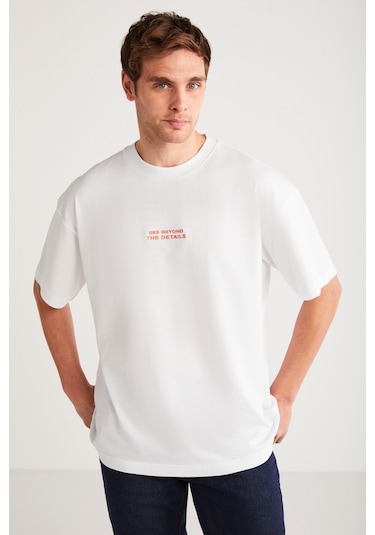 Grimelange Vıto Erkek %100 Organik Pamuklu Nakış Yazı Detaylı Oversize Bol Kesim Kısa Kollu Beyaz T-shirt