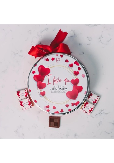 Metal Kutu Uçuşan Kalpler 80 Adet