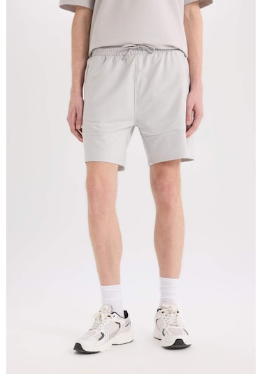DeFacto Slim Fit Dar Kesim Dar Paça Basic Düz Şort B8674AX25SPGR184