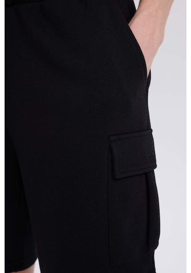 DeFacto Regular Fit Beli Bağcıklı Kargo Cepli Şort D9494AX25SMBK81