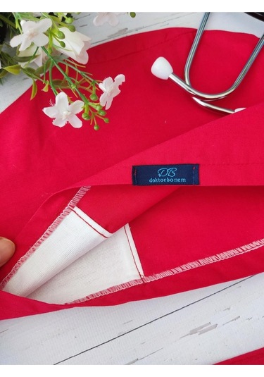 Tesettür Kırmızı Tek Renk Cerrahi Bone Doktor Hemşire Sağlıkçı Bonesi Geniş Kesim