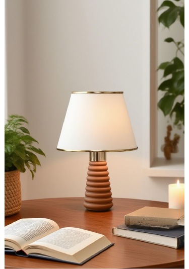 Ahşap Masa Abajuru Kumaş Başlık Dekoratif Masa Lambası Gece Lambası Açık Krem