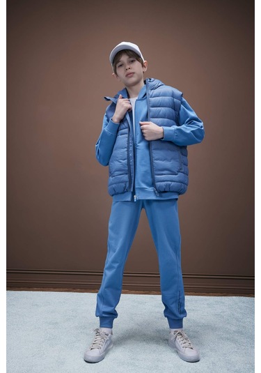 DeFacto Erkek Çocuk Su İtici Kapüşonlu Fermuarlı Şişme Yelek D5907A825SPIN13