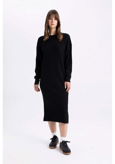 Defacto Regular Fit Yarım Balıkçı Yaka Basic Düz Uzun Kollu Triko Elbise W0986AZ24WNBK27 Siyah Defacto Regular Fit Yarım Balıkçı Yaka Basic Düz Uzun Kollu Triko Elbise W0986AZ24WNBK27 Siyah