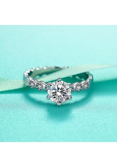 Yeşil Bagueringen Klasik Altı Pençe 1 Karat Mozanit Yüzük Kadın Düğün Takısı S925 Ayar Gümüş Kaplama Pt950 Kore Moda Hediye