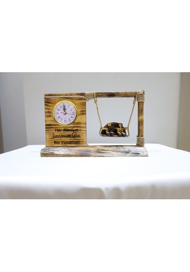 El Yapımı Ahşap Salıncaklı Masa Saati Koleksiyondan Ahşap