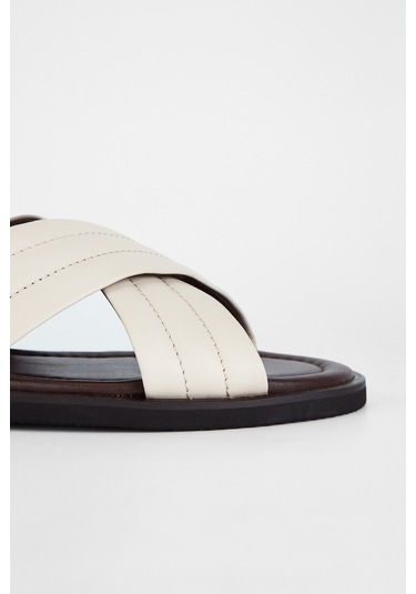 Valmenti Zeno Erkek Kırık Beyaz Hakiki Deri Düz Sandalet 537 588-val Erk Sndlt Y23 Beyaz Valmenti Zeno Erkek Kırık Beyaz Hakiki Deri Düz Sandalet 537 588-val Erk Sndlt Y23 Beyaz