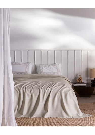 Madame Coco Mathilda Tek Kişilik %100 Pamuk Karde Düz Pike Takımı - Bej 8684427200407 Ekru