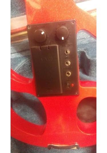 Victor Kare Kutulu Elektro Keman Seti Çok Renkli