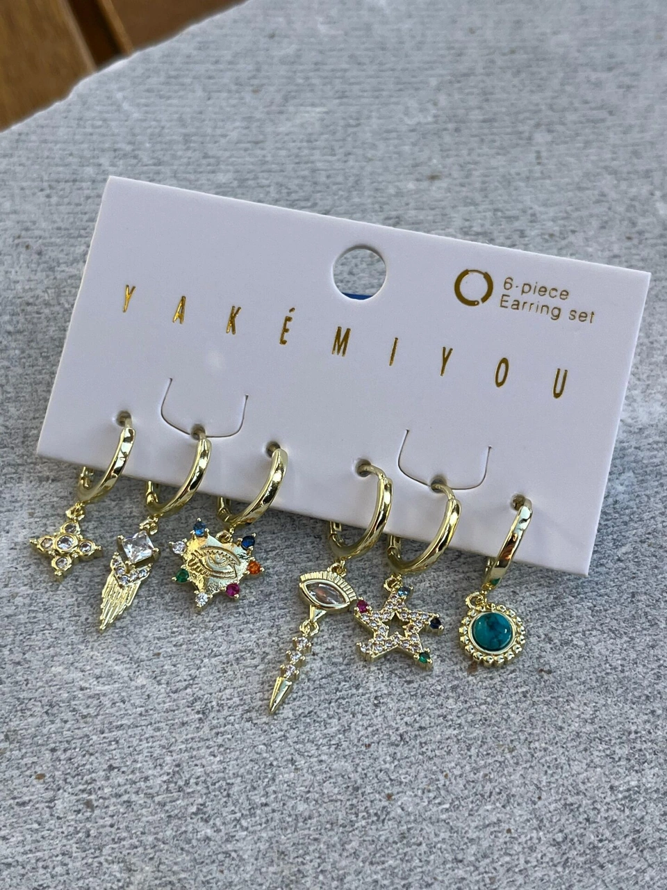 Yakemiyou Renkli Taşlı Karışık Desenli Altılı Küpe Çok Renkli