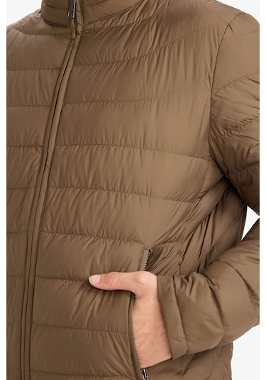 Defacto Su İtici Kaz Tüyü Slim Fit Dar Kesim Dik Yaka İç Cep Detaylı Fermuarlı Cepli Mont G2850ax25wnkh154 Haki-kh154 Defacto Su İtici Kaz Tüyü Slim Fit Dar Kesim Dik Yaka İç Cep Detaylı Fermuarlı Cepli Mont G2850ax25wnkh154 Haki-kh154