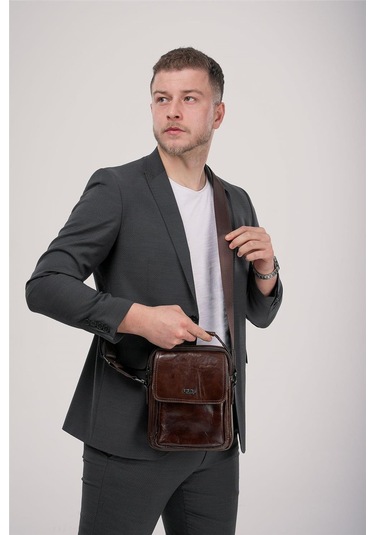 Çççs 31590 Hakiki Deri Askılı Çanta Kahve