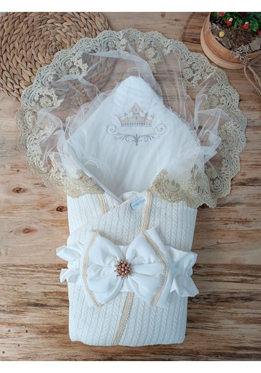 Pembe Triko Örgü Kız Bebek Batttaniyesi Kundağı Kalın Dantelli Yenidoğan Hastane Çıkışı Hediyelik Ekru