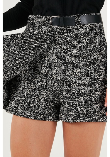 Lela Pamuklu Kırçıllı Relaxed Fit Mini Boy Kemerli Bayan Şort Etek 611Sr0083 Siyah