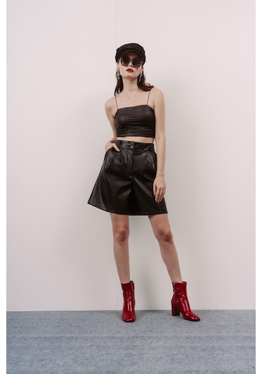 Livanomi Kadın Siyah Deri Şort Siyah