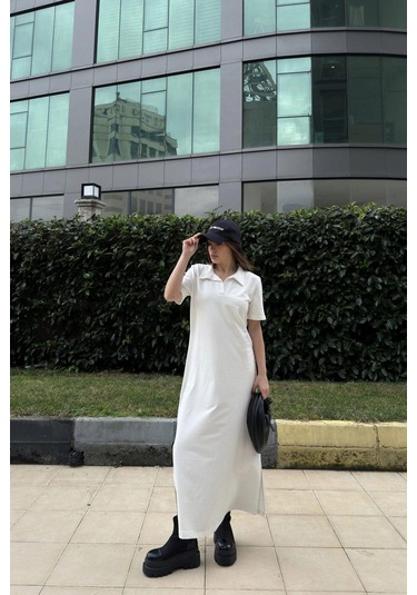 Kadın Beyaz Polo Yaka, Kısa Kol, Yırtmaçlı, Basic Model, Uzun Salaş Elbise Beyaz