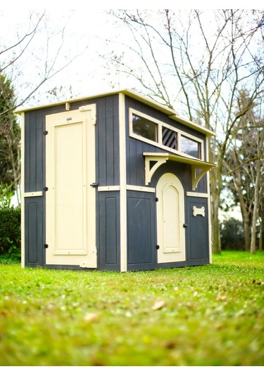 Mandu Private Ahşap Bahçeli Köpek Kulübesi