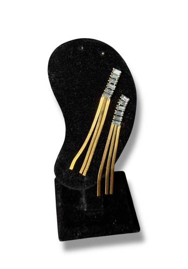 Sallantılı Taşlı Şık Hafif Çelik Küpe