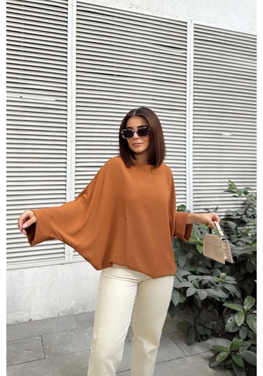 Kadın Taba Airobin Yarasa Duble Kol Salaş Bluz Ekstra Oversize Yuvarlak Yaka - Tesettüre Uygun Taba