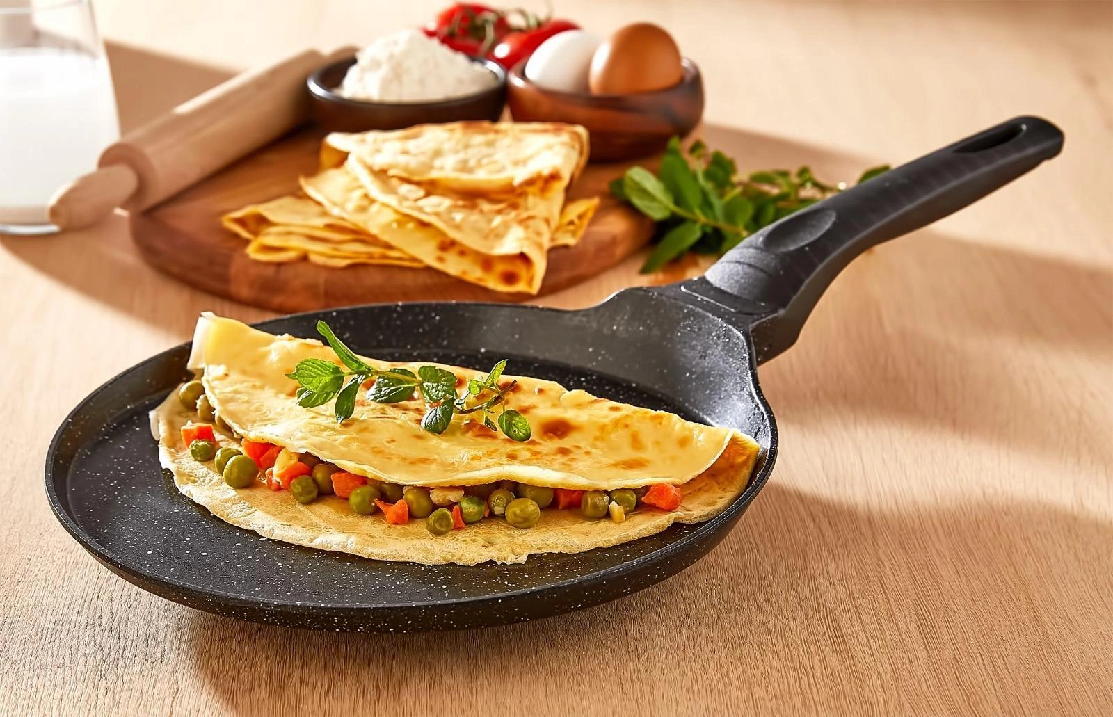 Zümrüt Krep Tavası 26 Cm Siyah