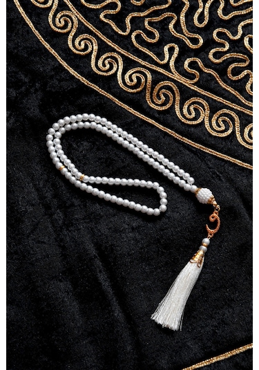 Kişiye Özel İsimli Eşli Çift Seccadesi Kadife Çeyizlik Kalpli Seccade Bohçalık Hediyelik Set Siyah - Beyaz