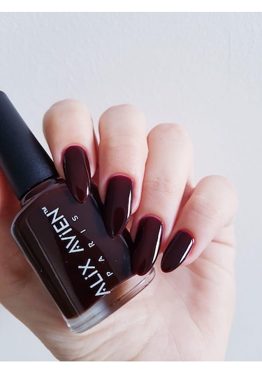 Alix Avien Bordo Oje 108 Yüksek Pigmentli Uzun Süreli Kalıcılık Hızlı Kuruma Nail Lacquer 108