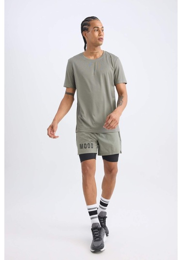 DeFactoFit Slim Fit Dar Kesim Fermuarlı Telefon Cepli Sporcu Taytlı Şort Z2147AZ25SPKH457