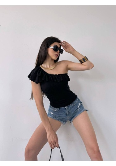 Tek Omuz Fırfır Detaylı Bluz Siyah Siyah