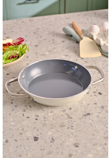 Karaca x Refika Swiss Crystal Creamy Metal Sahan 20 Cm