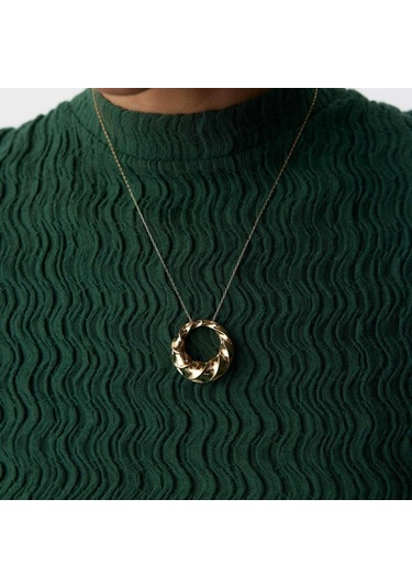 By Golden House Dome Burgu Kolye