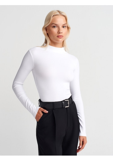 Dilvin 31433 Yarım Balıkçı Yaka Top-beyaz Beyaz