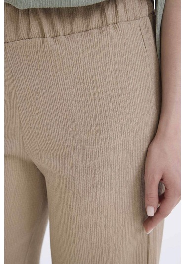 DeFacto Bürümcük Pantolon Wide Leg Geniş Bol Paça Esnek Belli C0200AX25SPBG773 DeFacto Bürümcük Pantolon Wide Leg Geniş Bol Paça Esnek Belli C0200AX25SPBG773