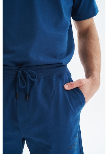 AR-MA Arma Erkek Regular Fit Basic Süprem % 100 Pamuk Yandan Ve Arka Cepli Şort Y29344279402 İndigo AR-MA Arma Erkek Regular Fit Basic Süprem % 100 Pamuk Yandan Ve Arka Cepli Şort Y29344279402 İndigo