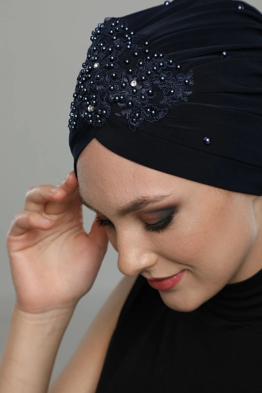 Kopma Astarlı Işlemeli Lacivert Dantel Motifli Hazır Türban Tesettür Abiye Bone Lacivert Dantel