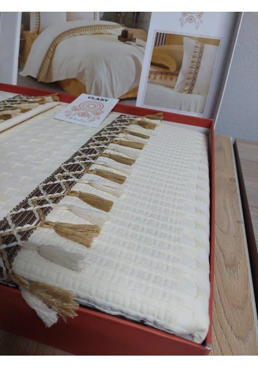 Clasy Butik Çift Kişilik Pike Takımı Bohemline Ekru