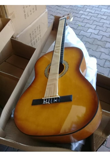 Klasik Gitar 4/4 Tam Boy Her Renk Mevcut Gitar-Kılıf
