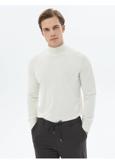 Ekru Yarım Balıkçı Yaka Düz Örgü Yün Karışımlı Triko Ekru