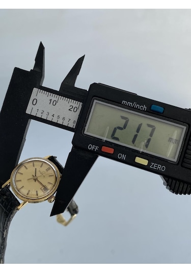 Eterna 23.7 Mm Deri Kordon 14k Altın Kadın Kol Saati 2.el