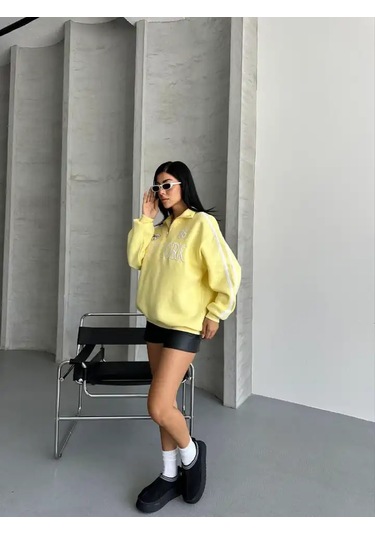 Yarım Fermuarlı Newyork Yazılı Sweat Sarı