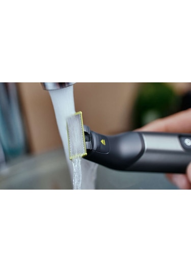 Philips QP6550 / 30 OneBlade Pro Yüz + Vücut Tıraş Makinesi