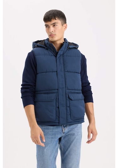 DeFacto Regular Fit Kapüşonlu Fermuarlı Cepli Şişme Yelek D6285AX25SPNV175