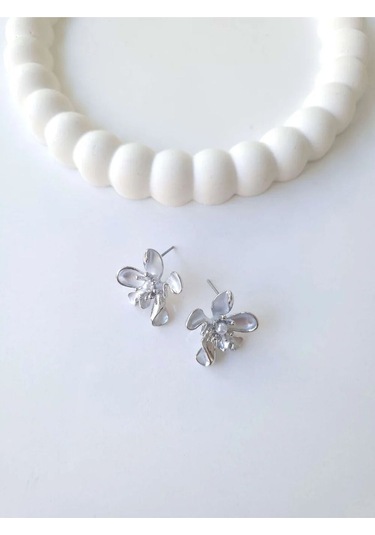Çelik Gümüş Incili Çiçek Kadın Küpe - Blossom Silver Sevgiliye Hediye Gümüş