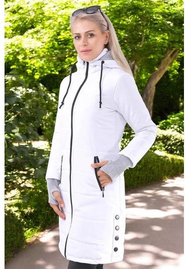 Kışlık Eldiven Detaytlı Kapüşonlu Uzun Şişme Kadın Mont Beyaz