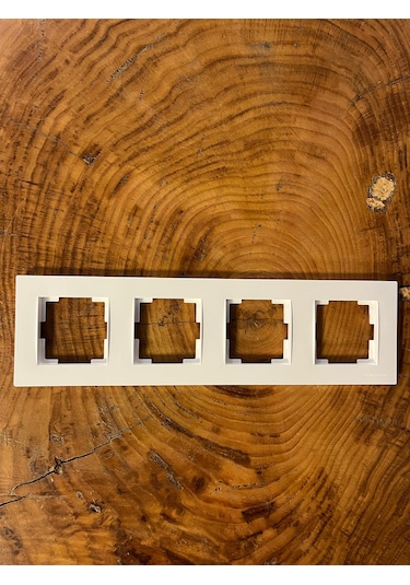 Mutlusan Rita Beyaz Dörtlü Çerçeve