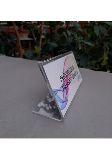 Değiştirilebilir Şeffaf Yatay Masaüstü İsimlik 15 x 7 CM