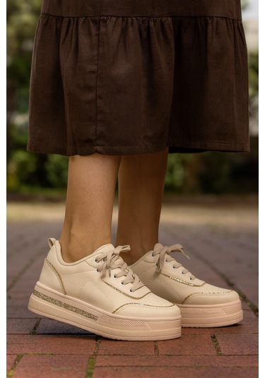 Kadın Günlük Yüksek Taşlı Taban Rahat Kalıp Yürüyüş Ve Ortopedik Spor Ayakkabı Bej Bej