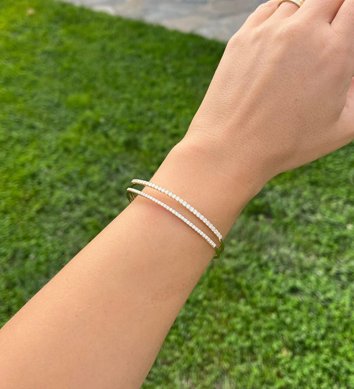 Altın Renkli Taşlı Kelepçe Çok Renkli